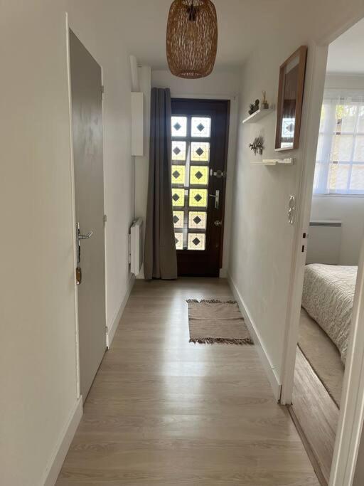 Petite Maison Cosy En Campagne Neuilly (Yonne) Exterior foto