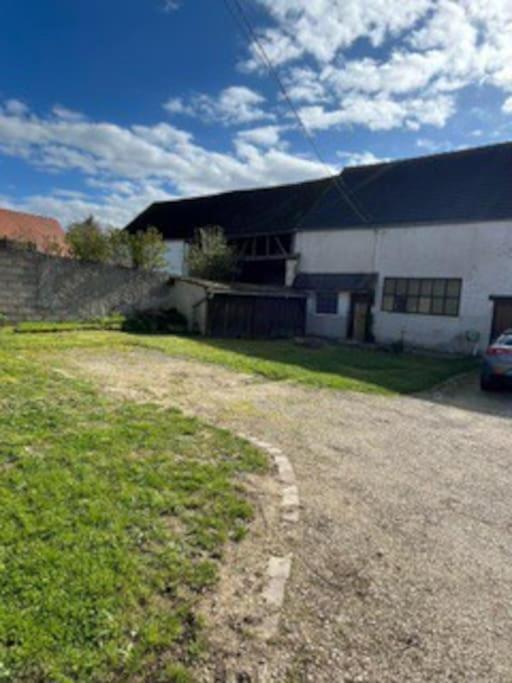 Petite Maison Cosy En Campagne Neuilly (Yonne) Exterior foto